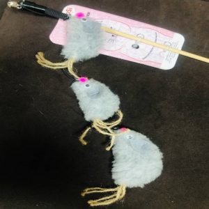 Махалка Дразнилка "Мышиная семейка" серый GoSi