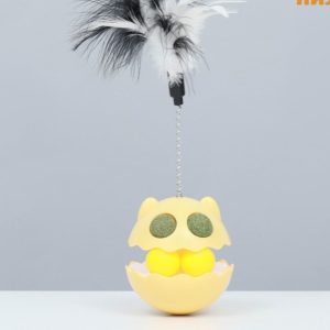 Игрушка-неваляшка с кошачьей мятой и пером, 9,5 см, жёлтая   9915562